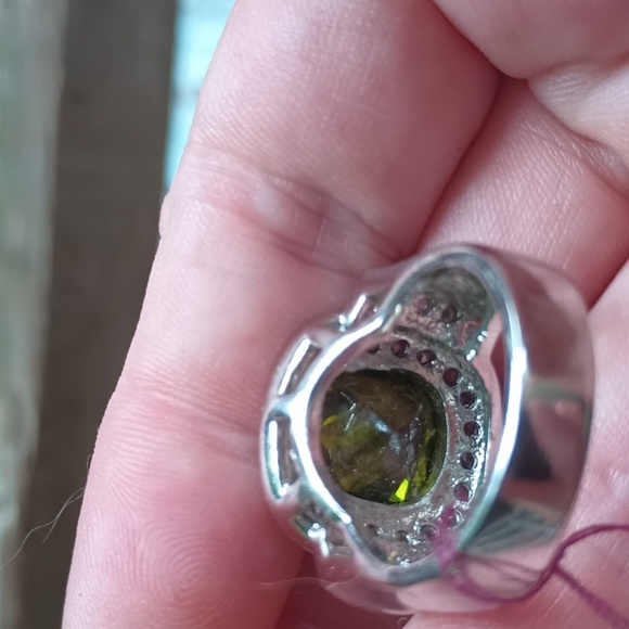 Peridot Multi Faceted Stone w CZ Surrounding Stones on Stainless Steel Band - Picture 9 of 13